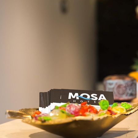 Hotel Mosa Hermalle-sous-Argenteau Exteriör bild