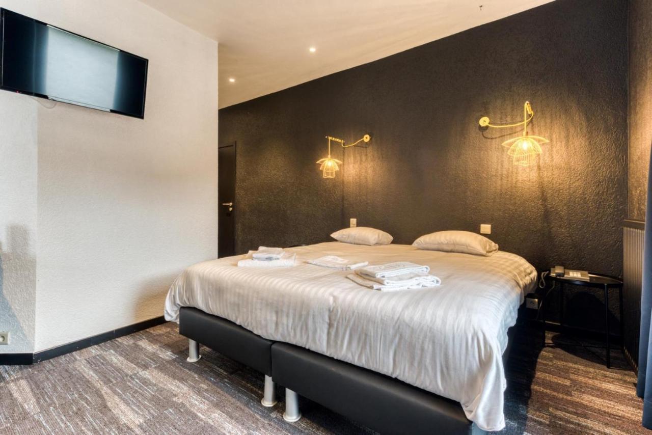 Hotel Mosa Hermalle-sous-Argenteau Exteriör bild